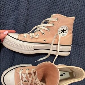 Converse Pink High-Top Sneakers Classic Design